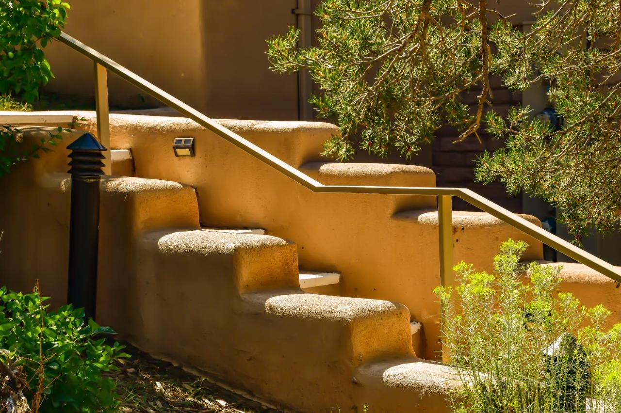 Fort Marcy Suites By All Seasons Resort Lodging Santa Fe Exteriör bild